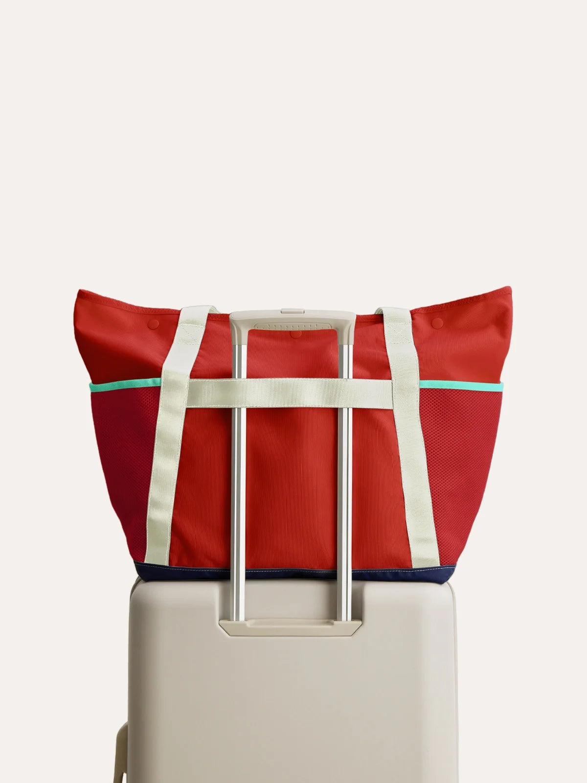 Coast 40L Tote