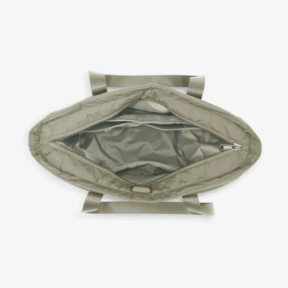 Zoraesque 18L-20L Tote