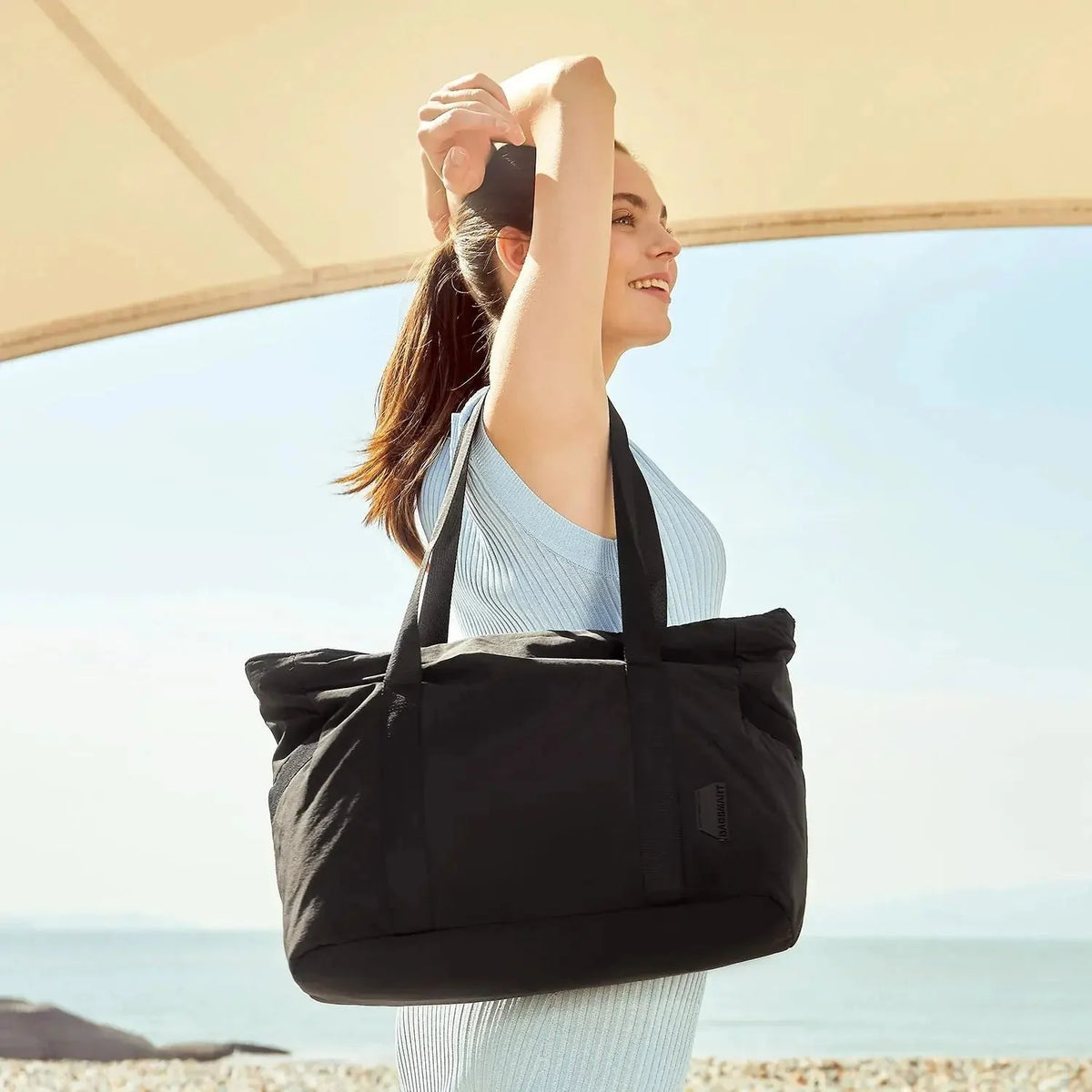 Zoraesque 18L-20L Tote