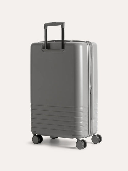Getaway 26" Check-In